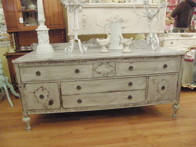 Name:  vintage furniture.jpg
Views: 418
Size:  119.7 KB