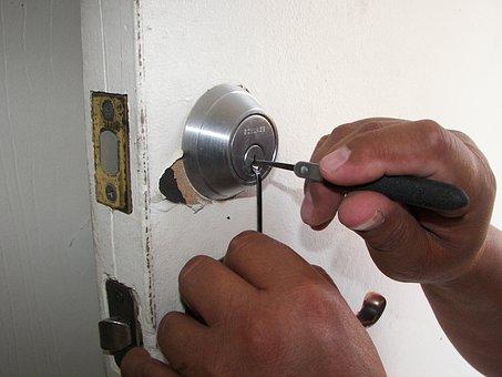 Name:  looking for Locksmith in Edmond Ok.jpg
Views: 79
Size:  23.7 KB