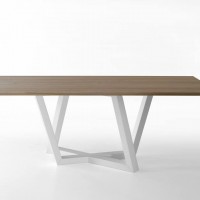 Dedalo Table,  design Chiara Pellicano 
