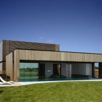 Torquay House by Wolveridge by Architects