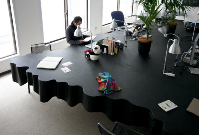 Office Table by Kazuyasu Kochi